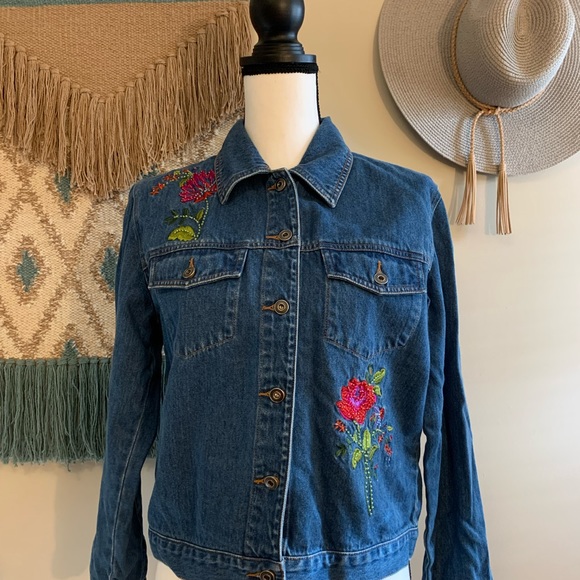 david brooks Jackets & Blazers - David Brooks blue jean jacket sz small with embroidered and beaded flowers EUC
